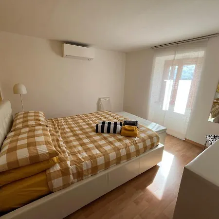Casa Gualtieri Tatil Evi