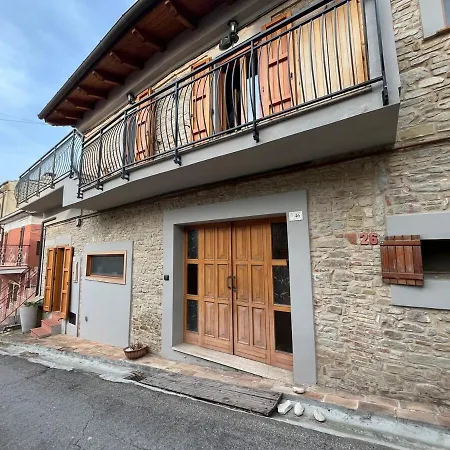 Semesterbostad Casa Gualtieri Monte Gualtieri