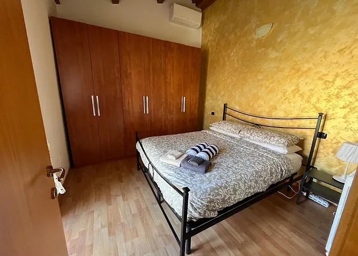 Casa Gualtieri Semesterbostad *